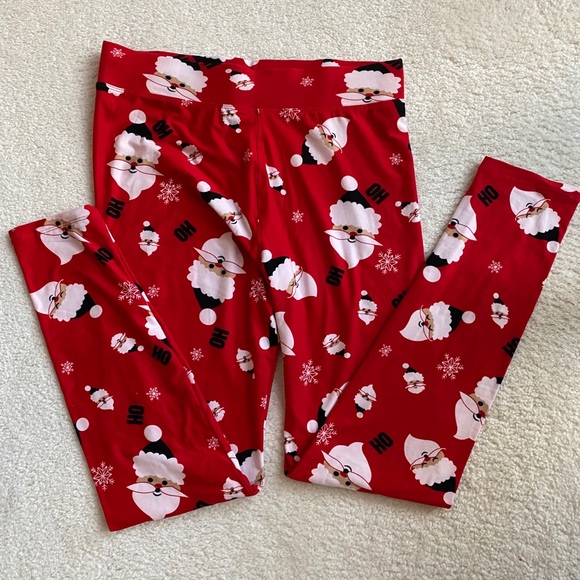 NWOT Santa leggings - Picture 8 of 9